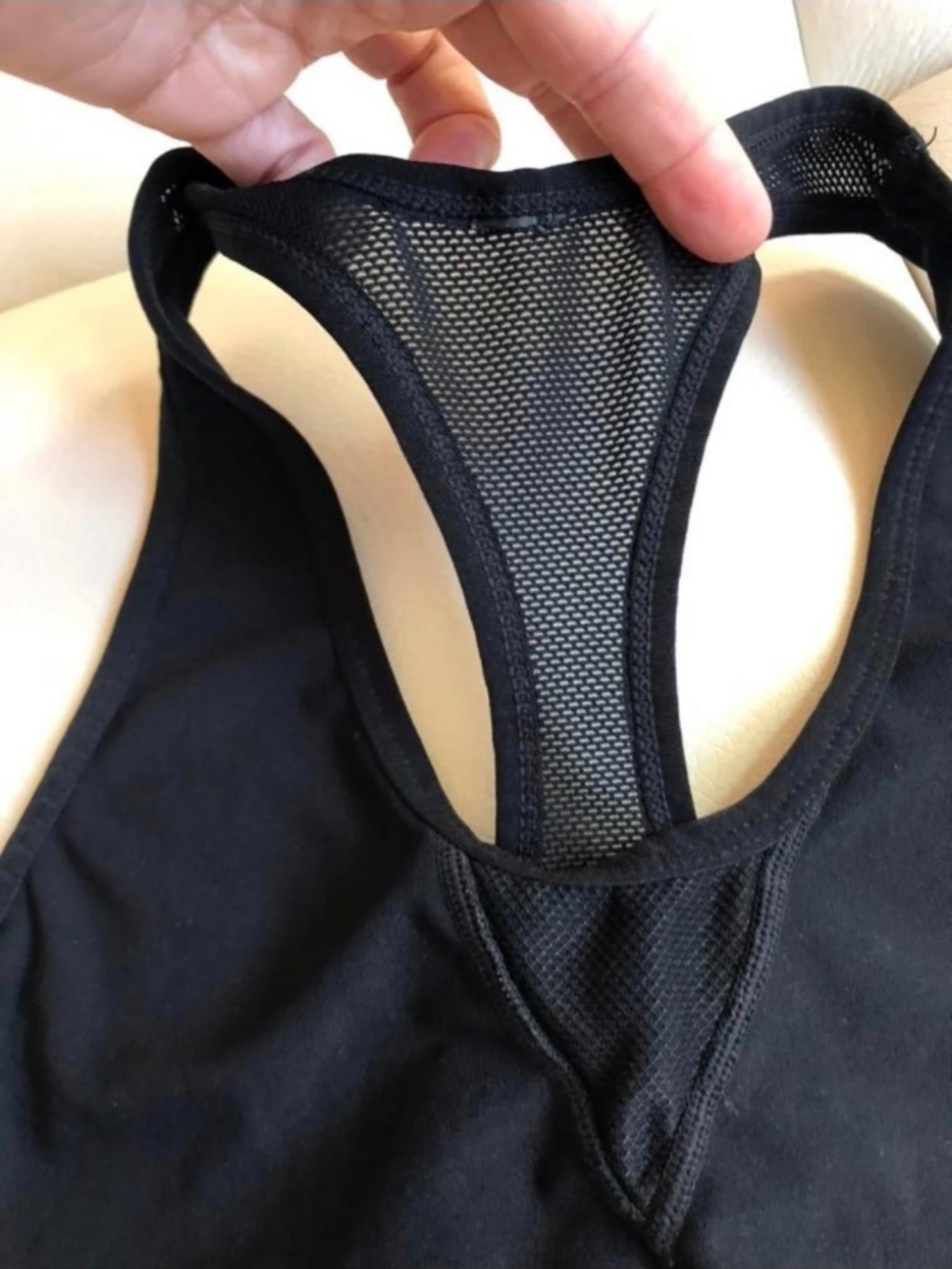 Athletic tank top (M) - Picture 6 of 6
